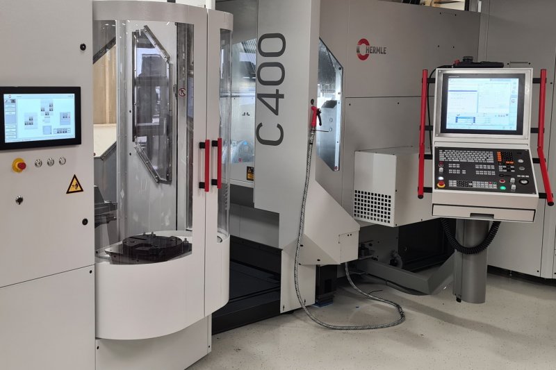 Hermle C400 mit HSFlex Pallet Automatisierung Fräsmaschine
